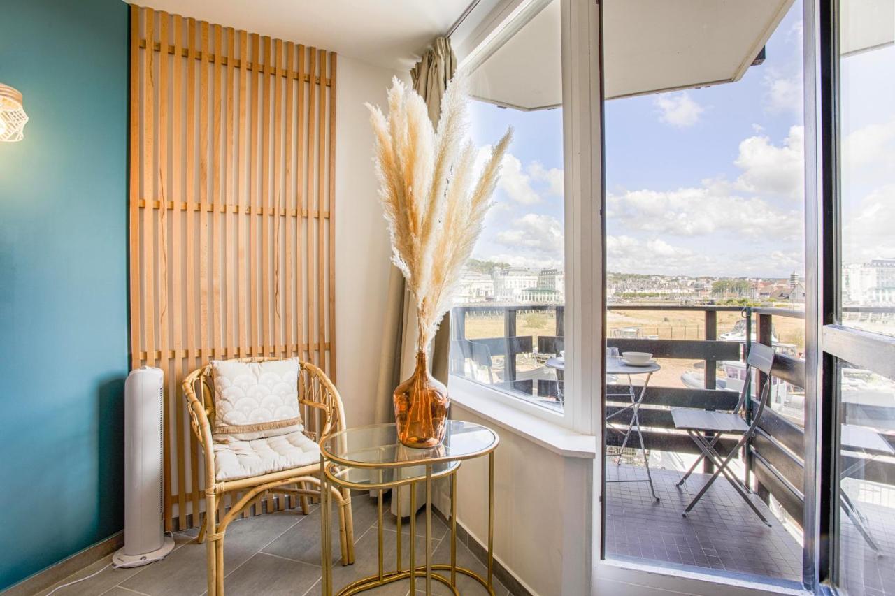 La Rev'Rie - Vue Sur Mer Avec Balcon Deauville Ngoại thất bức ảnh